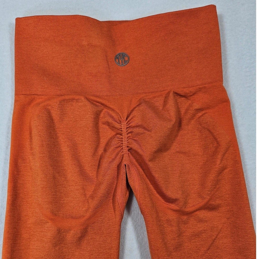 TYC Til You Collapse Effortless Scrunch Butt Seamless Leggings Small Orange